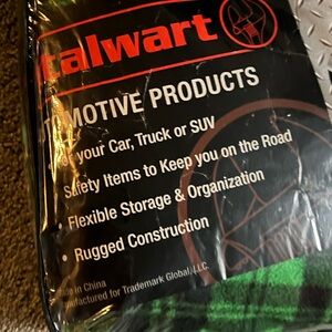 STalwart Automotive Products Black & l green blanket